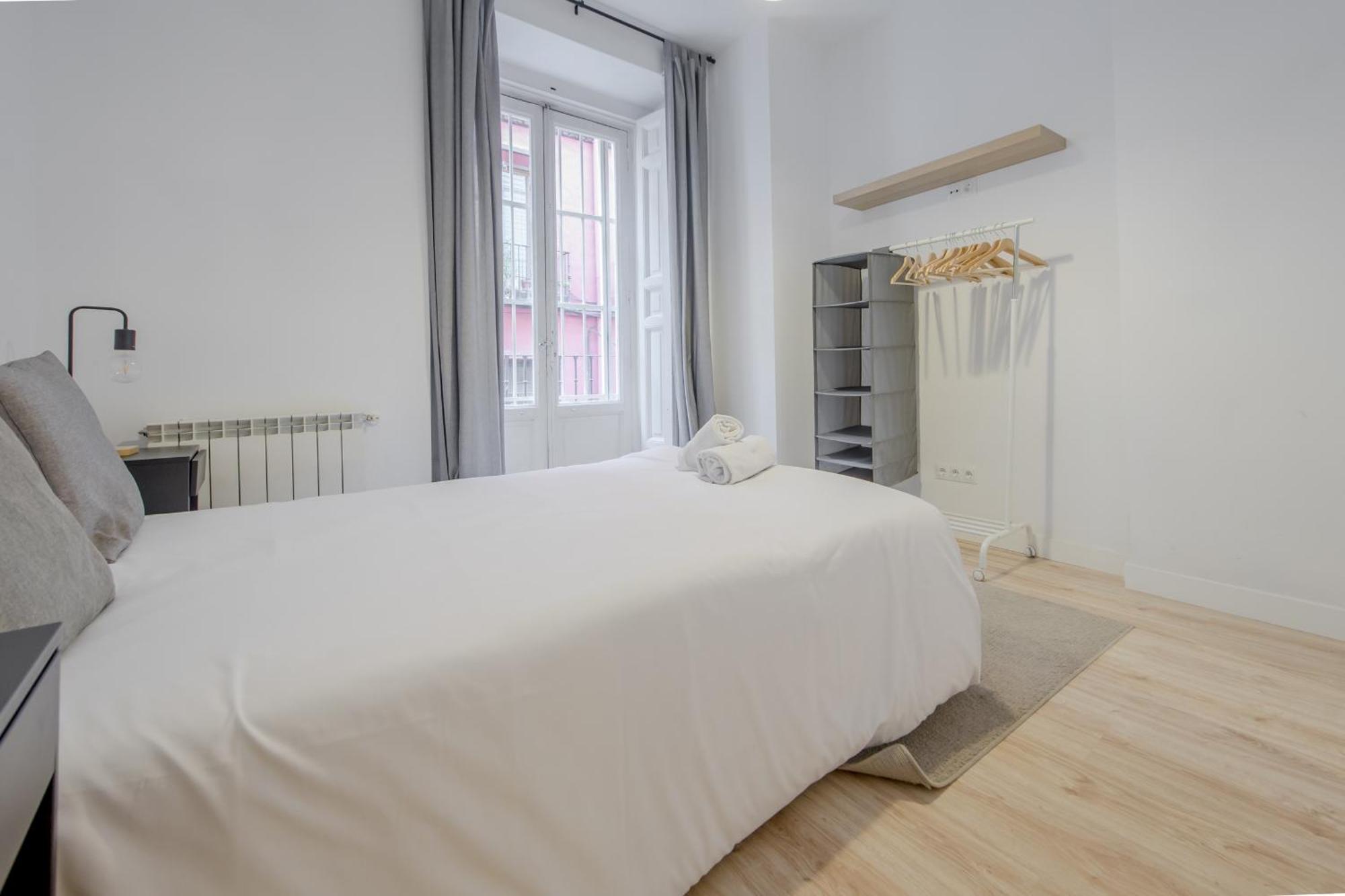 Premium Apt Para 9Pax En Calle Olmo - Centro De Madrid E1 エクステリア 写真