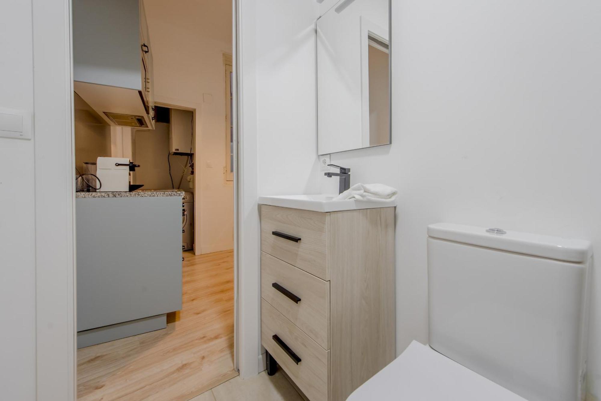 Premium Apt Para 9Pax En Calle Olmo - Centro De Madrid E1 エクステリア 写真