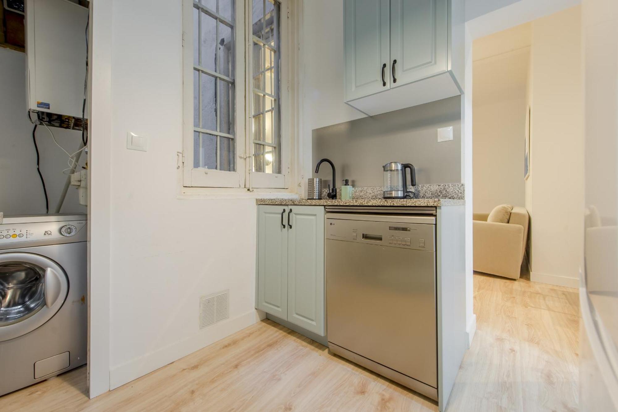 Premium Apt Para 9Pax En Calle Olmo - Centro De Madrid E1 エクステリア 写真