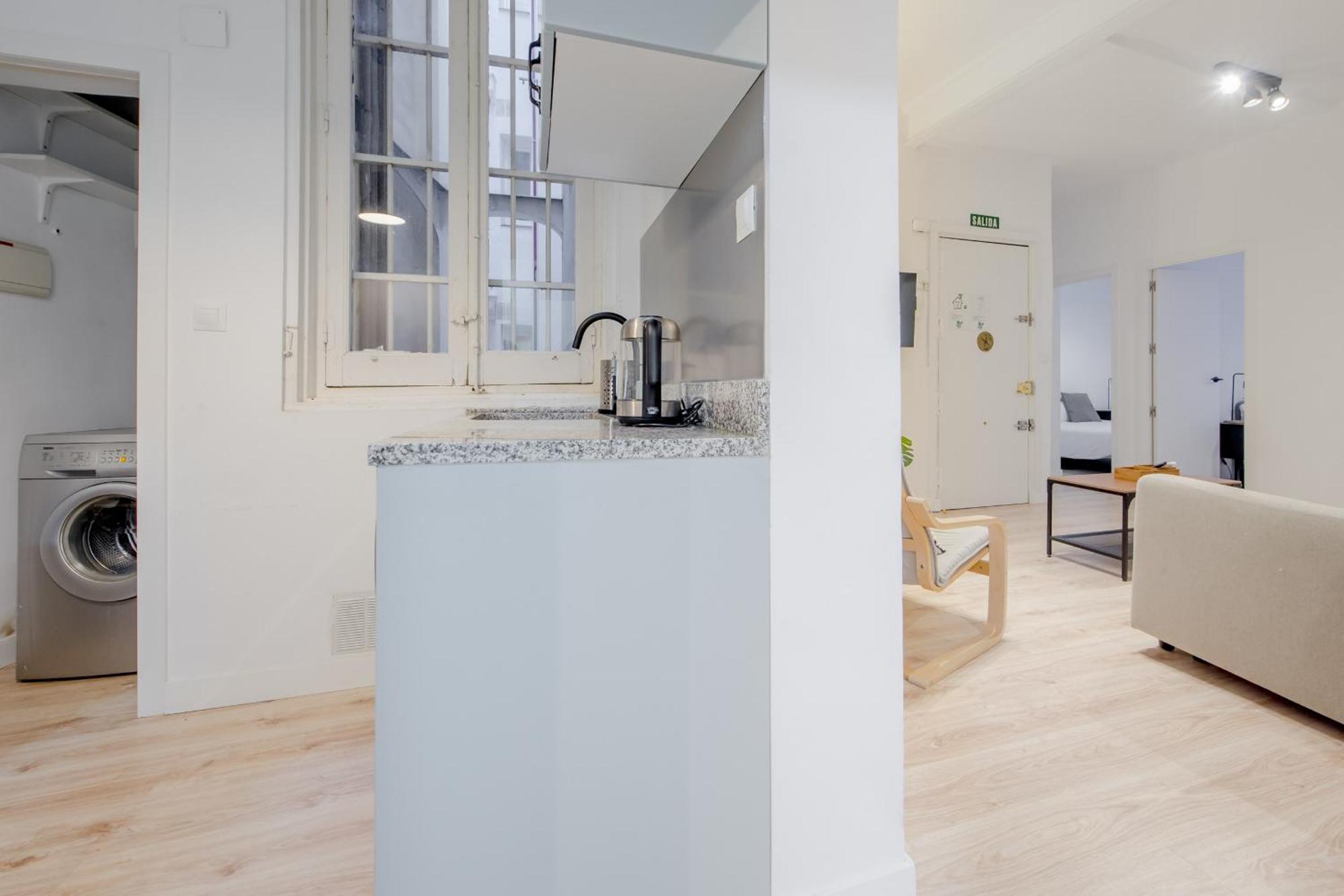 Premium Apt Para 9Pax En Calle Olmo - Centro De Madrid E1 エクステリア 写真